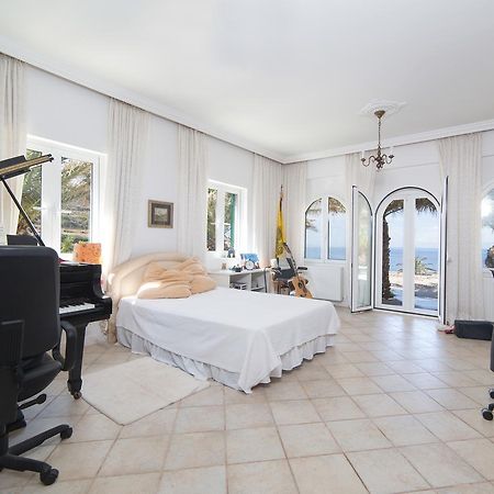 Villa Dori Ambrami Bagian luar foto