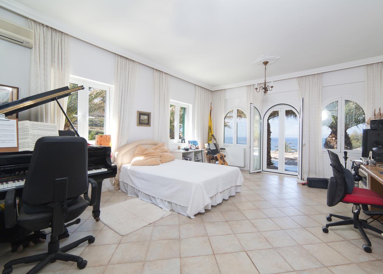 Villa Dori Ambrami Bagian luar foto
